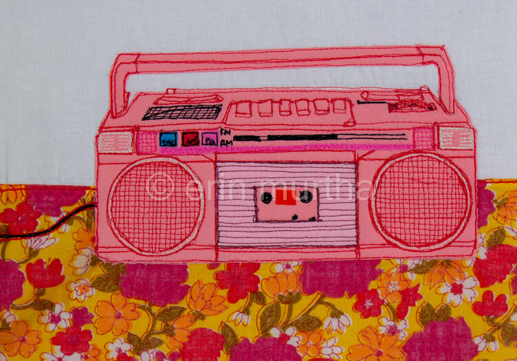 a pink radio from the 80s is recreated in 2D textile